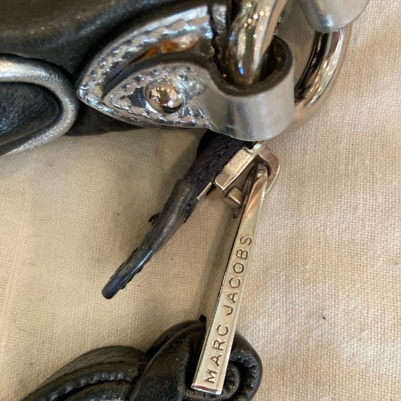 Marc by Marc Jacobs leather shoulder bag - Picture 5 of 6